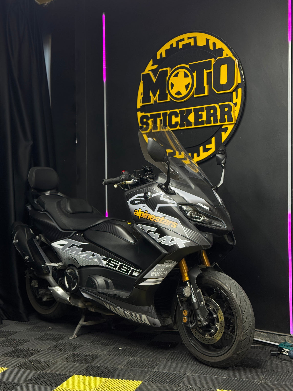 YAMAHA TMAX 560 2022-2024