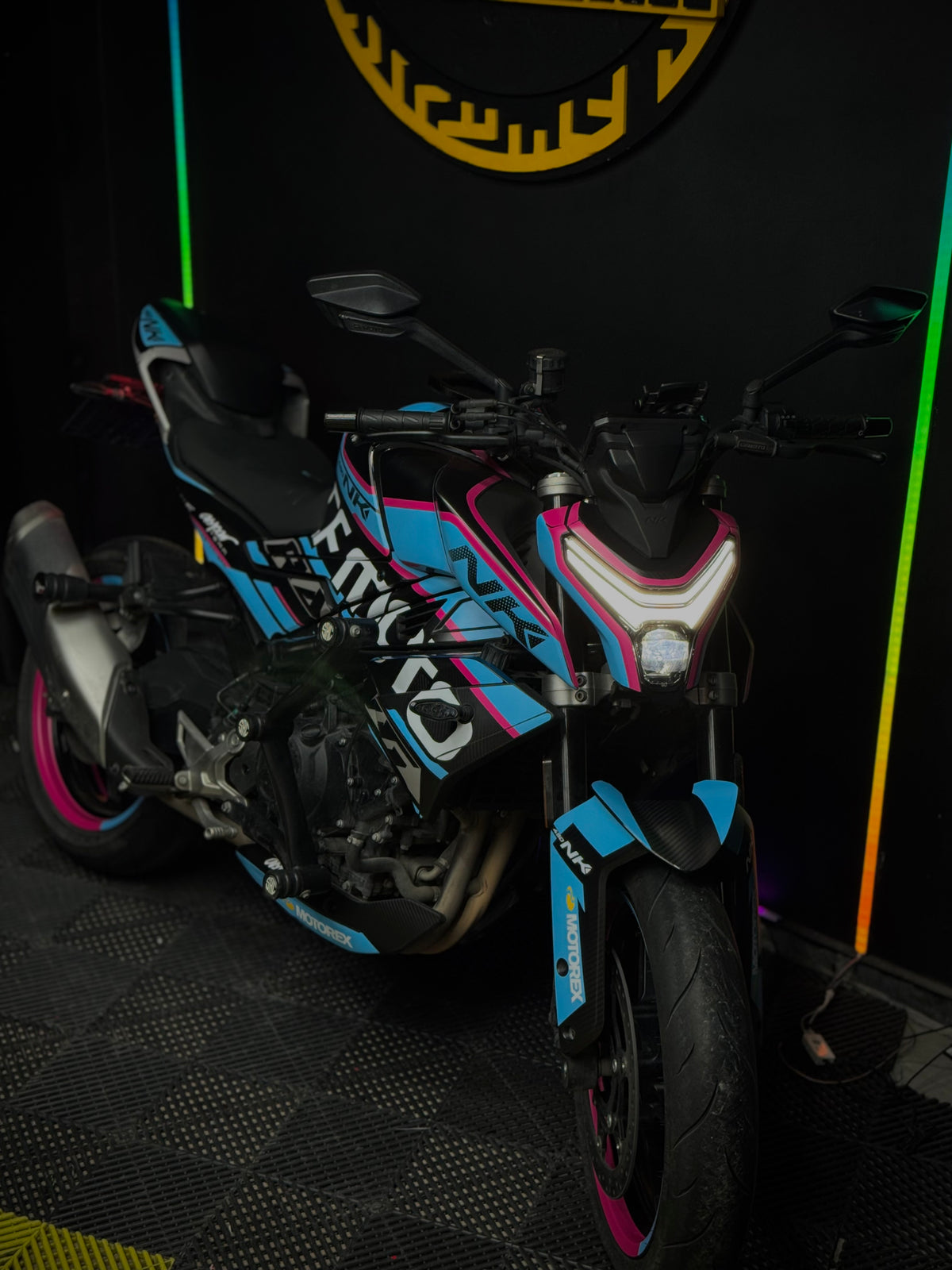 CFMoto 450 NK 2024-2025