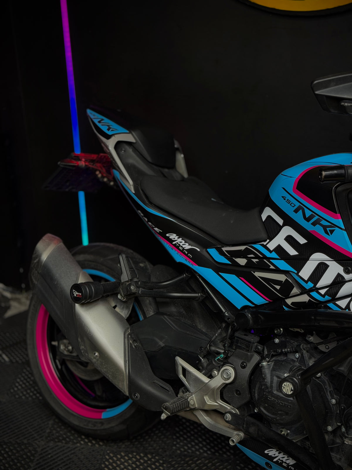 CFMoto 450 NK 2024-2025