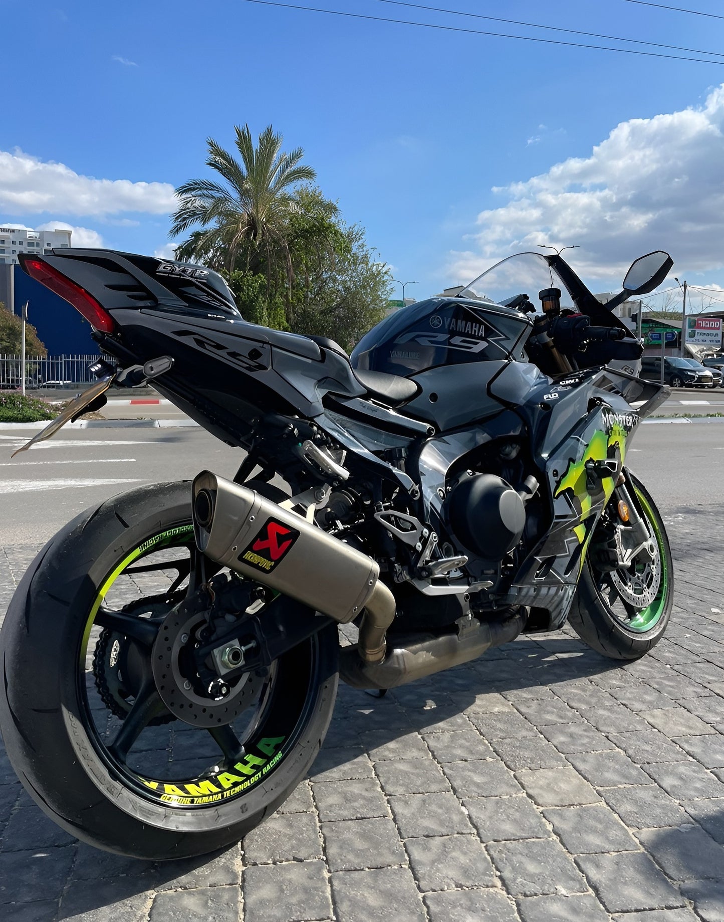 YAMAHA YZF R9 2025-2026